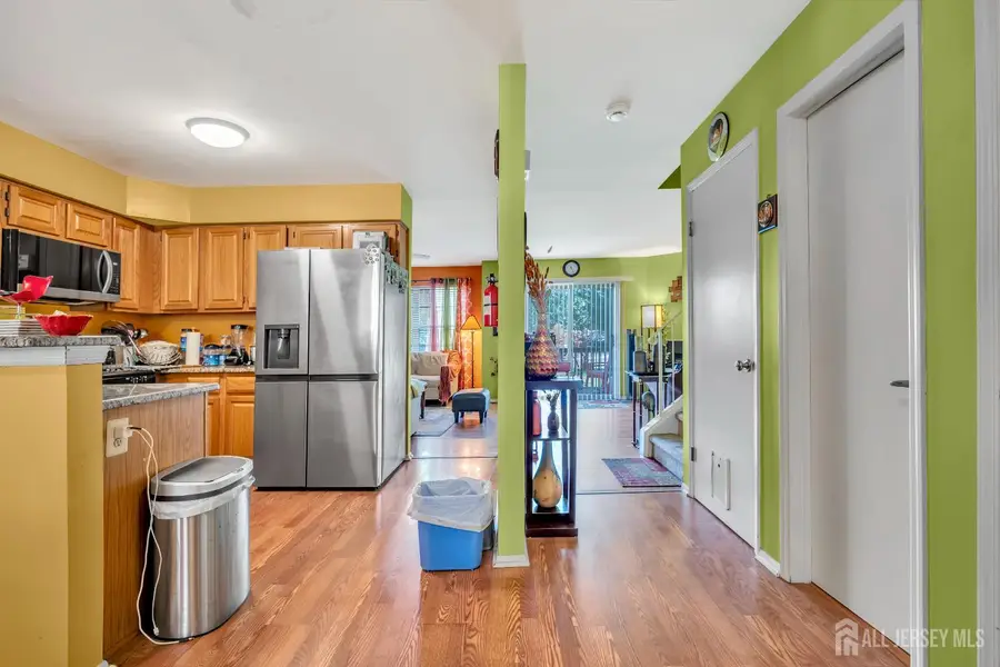 -122 Salem Road, North Brunswick, NJ 08902 - Image #3