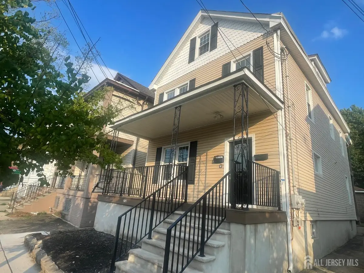 -232 Hamilton Street, New Brunswick, NJ 08901 - Image #1