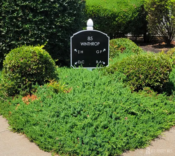 -85-F Winthrop Road, Monroe, NJ 08831