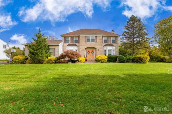 -4 Jeana Court, Monroe, NJ 08831