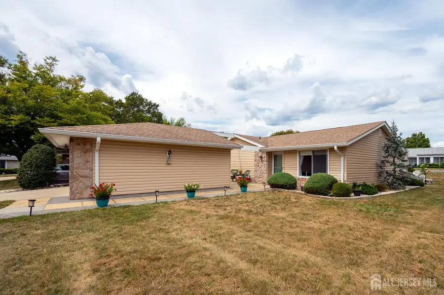 -169 Laurel Plaza #C, Clearbrook, NJ 08831 - Image #3