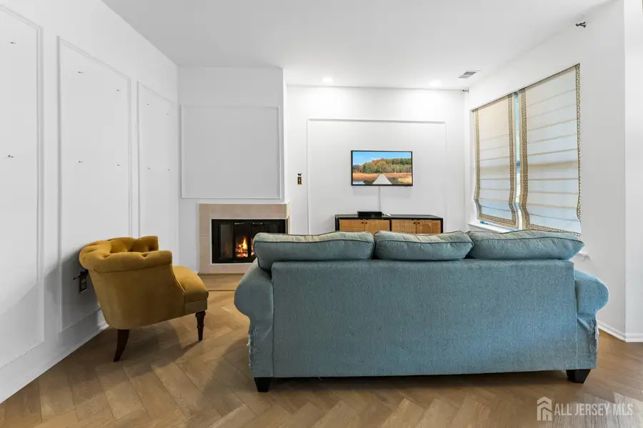 -3011 Cypress Court, Heathcote, NJ 08852 - Image #2