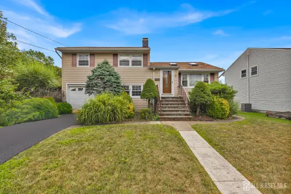 -47 Marlboro Lane, Colonia, NJ 07067