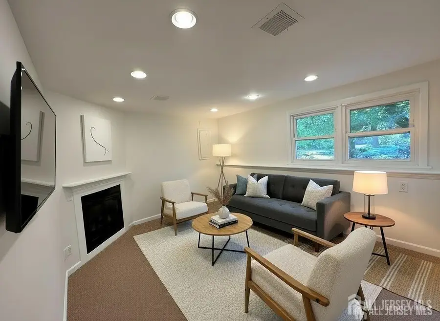 -12 Ziff Lane, West Windsor Township, NJ 08550 - Image #3