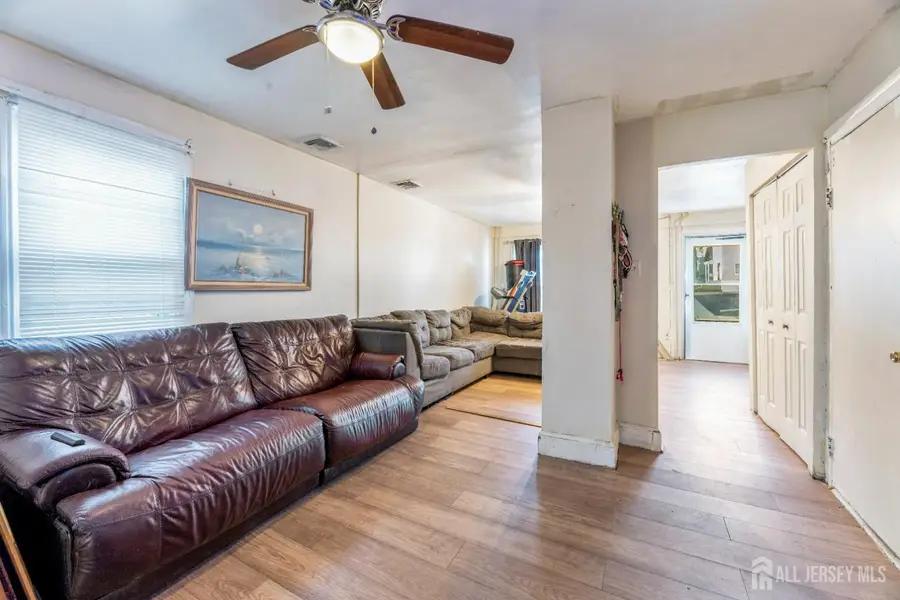 -218 Washington Road, Sayreville, NJ 08872 - Image #3