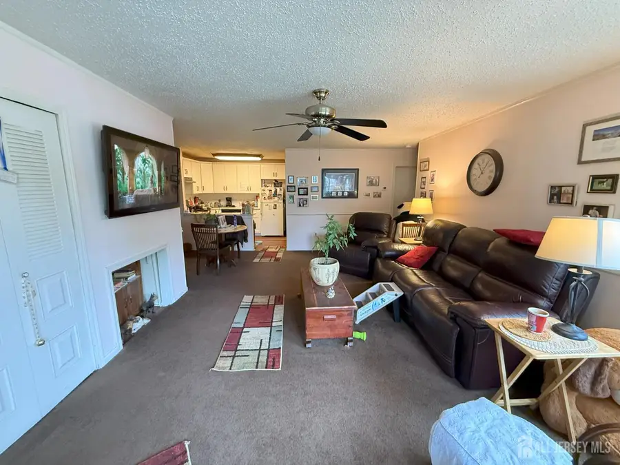 -149 Pennsylvania Way, North Brunswick, NJ 08902 - Image #3