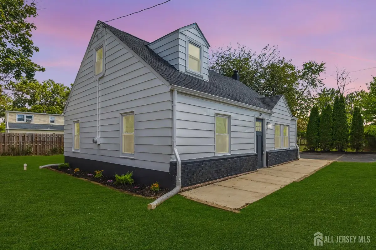 -37 N Randolphville Rd Street, Piscataway, NJ 08854 - Image #1