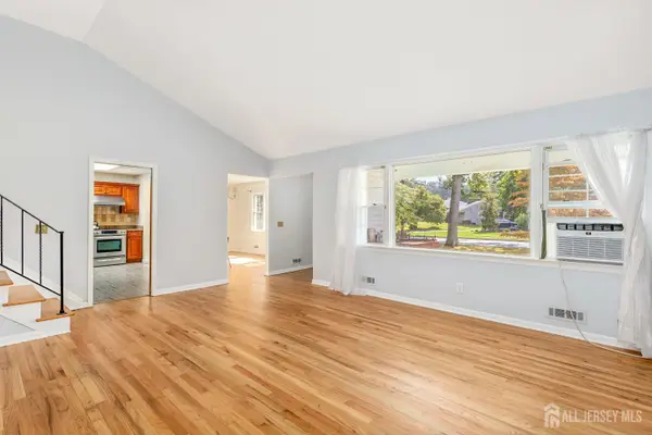 -745 Schoolhouse Lane, Bound Brook, NJ 08805