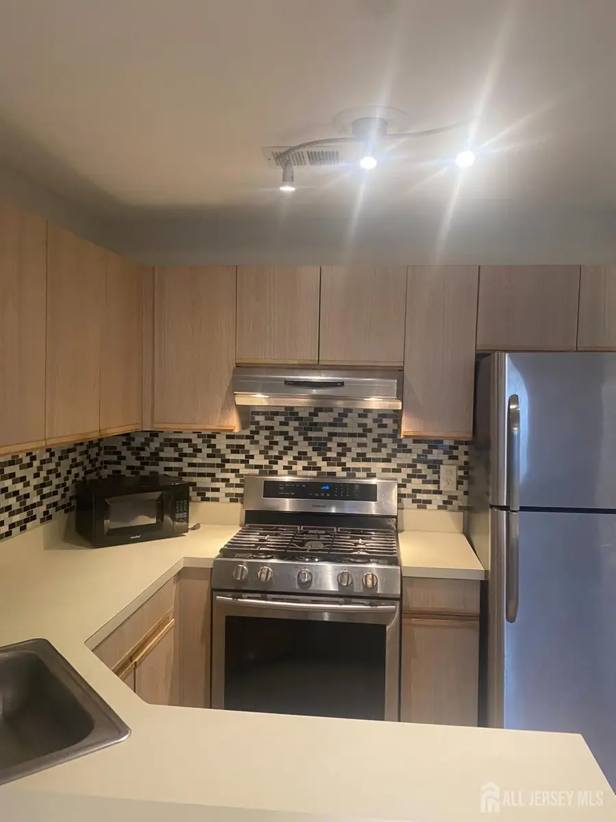 -58 Tanglewood Court, South Brunswick, NJ 08852 - Image #2