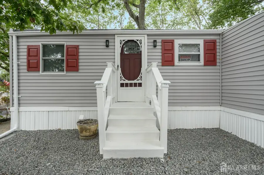 -57 Roberts Road, Toms River, NJ 08755 - Image #2