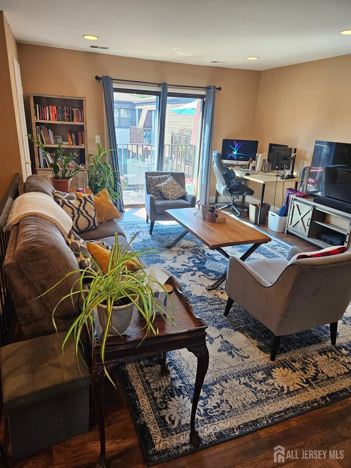 -1314 N Oaks Boulevard N, North Brunswick, NJ 08902 - Image #1