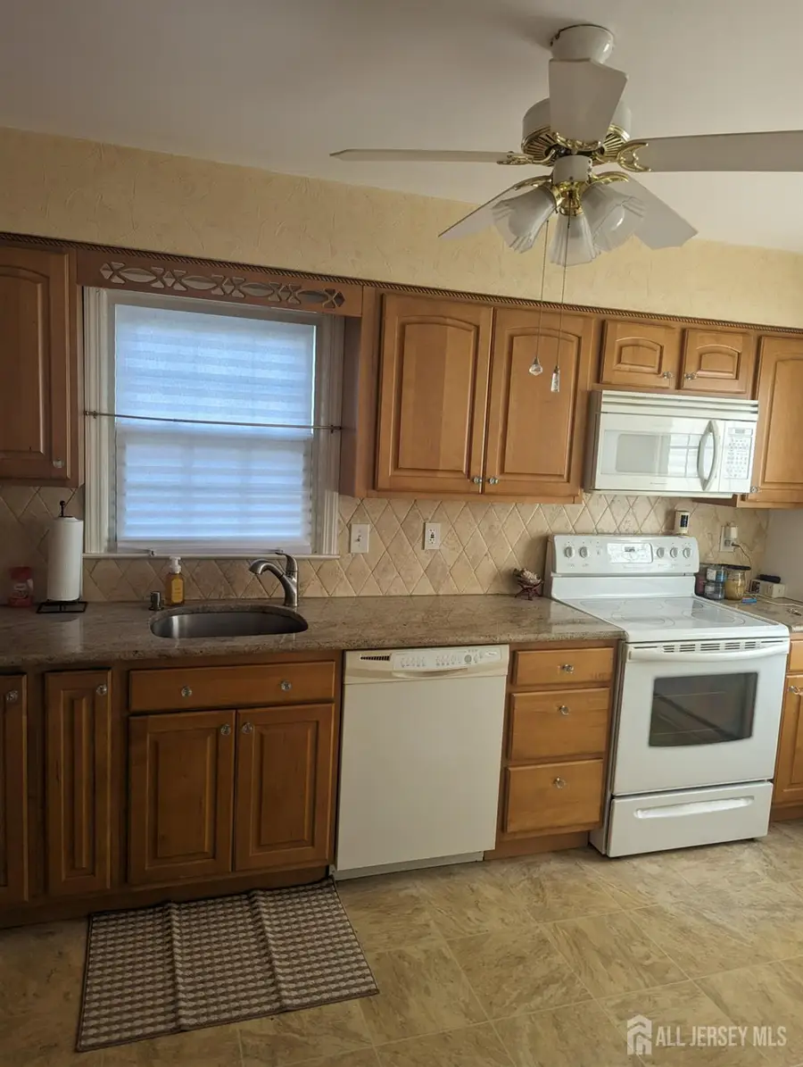 -33 Dover Walk, Toms River, NJ 08753 - Image #3