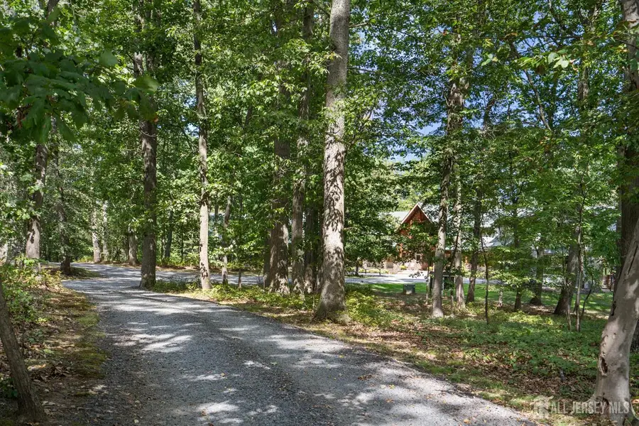 -6 Lamb Lane, Manalapan Township, NJ 07726 - Image #3