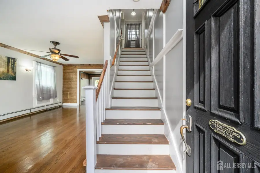 -212 Echo Avenue, Edison, NJ 08837 - Image #2