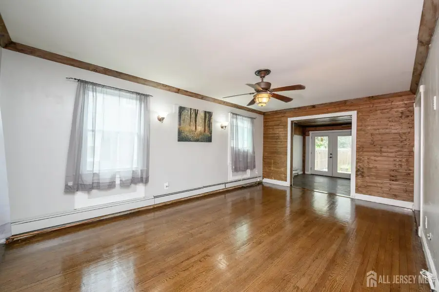 -212 Echo Avenue, Edison, NJ 08837 - Image #3