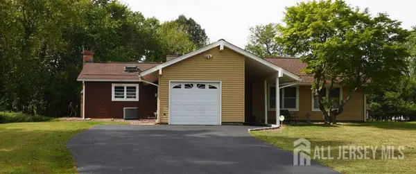 -5 Summit Avenue, Manalapan, NJ 07726