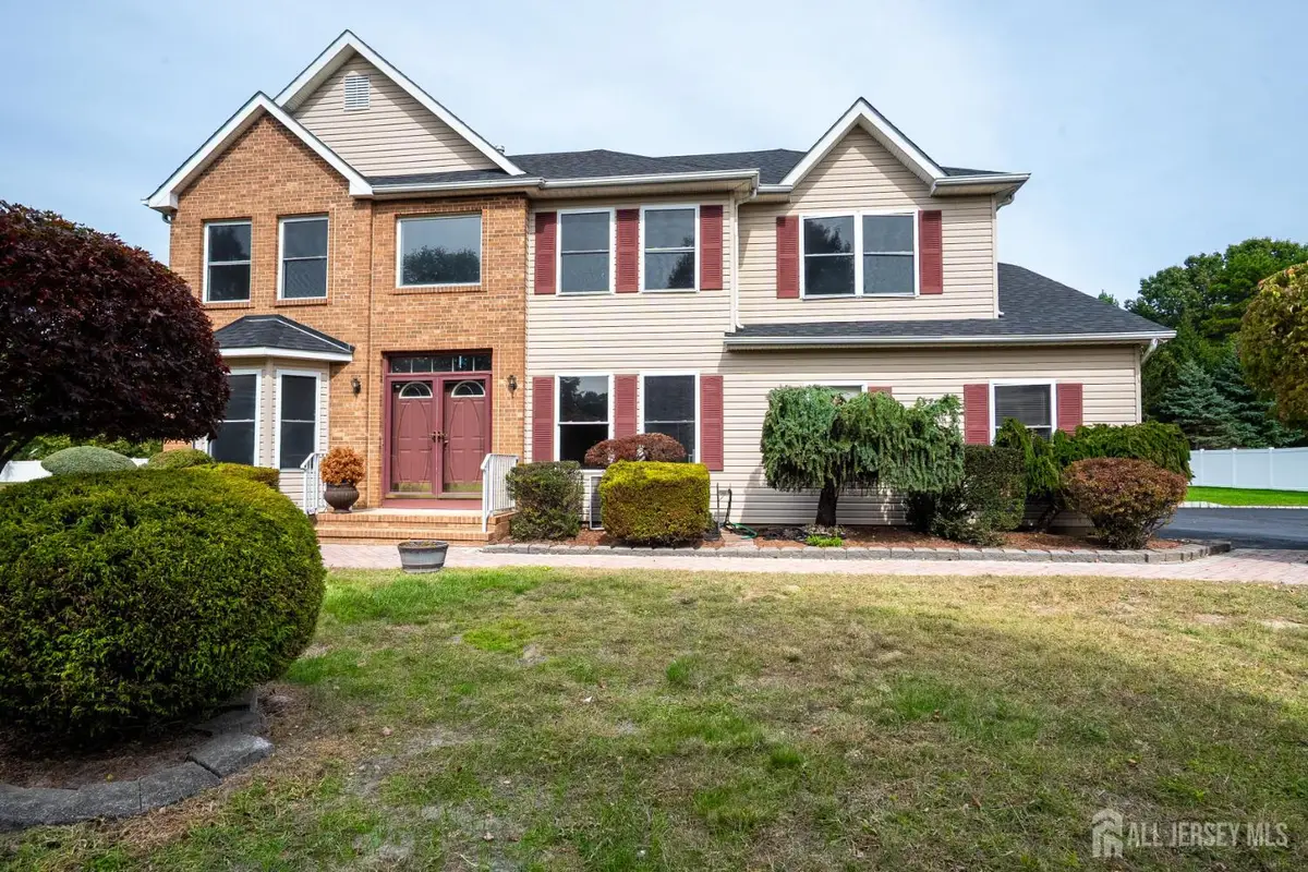 -27 Samantha Drive, Monroe Township, NJ 08831 - Image #1