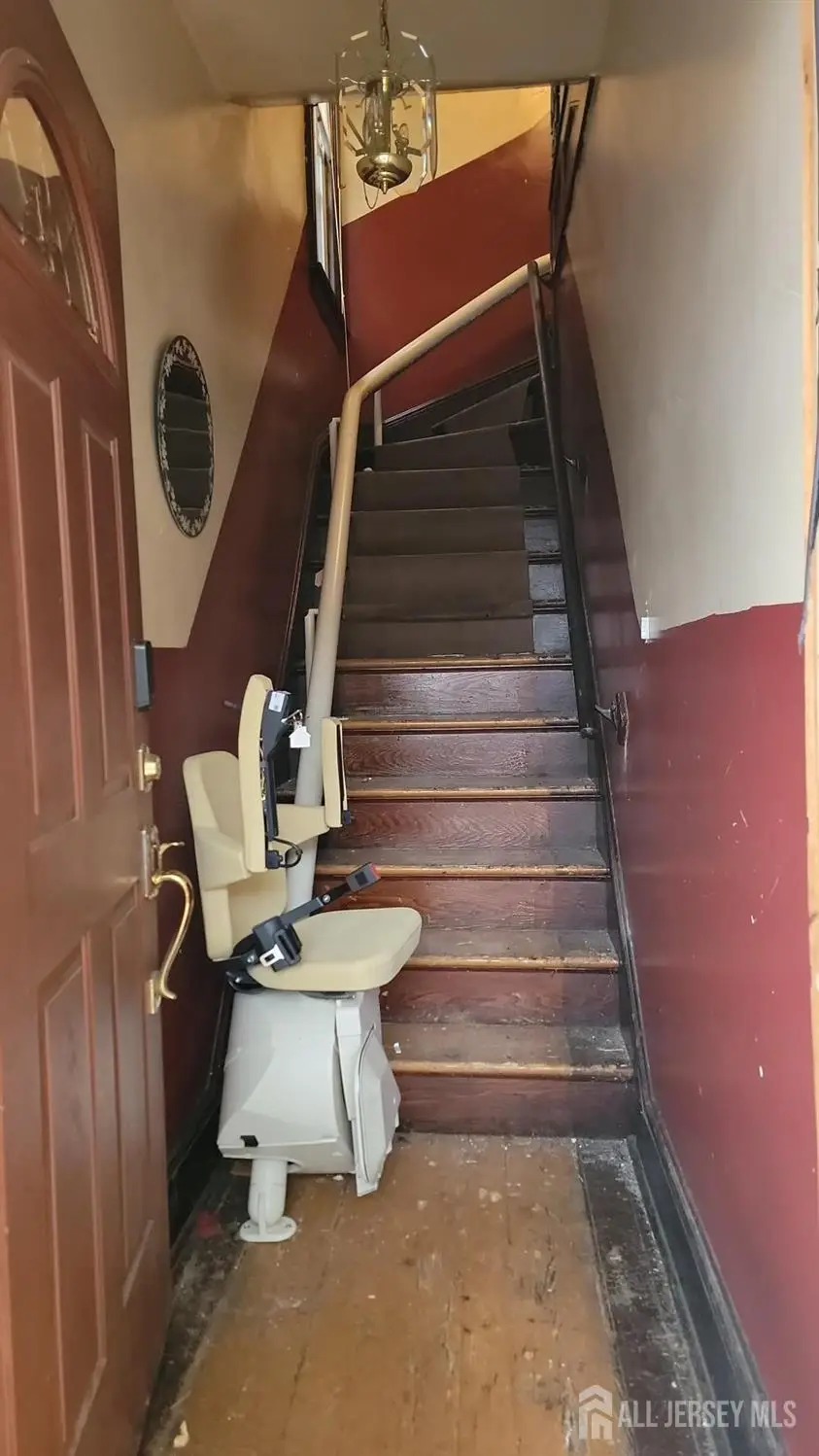 -25 Dwight Street, Jersey City, NJ 07305 - Image #3