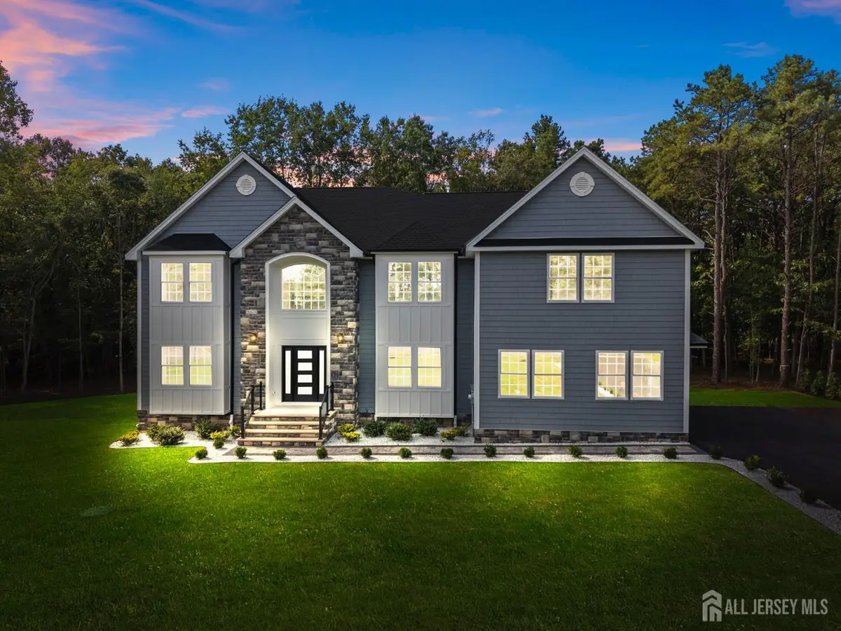 -141 Hardenburg Lane, East Brunswick, NJ 08816 - Image #1