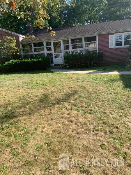 -131 Morningside Road, Colonia, NJ 07067