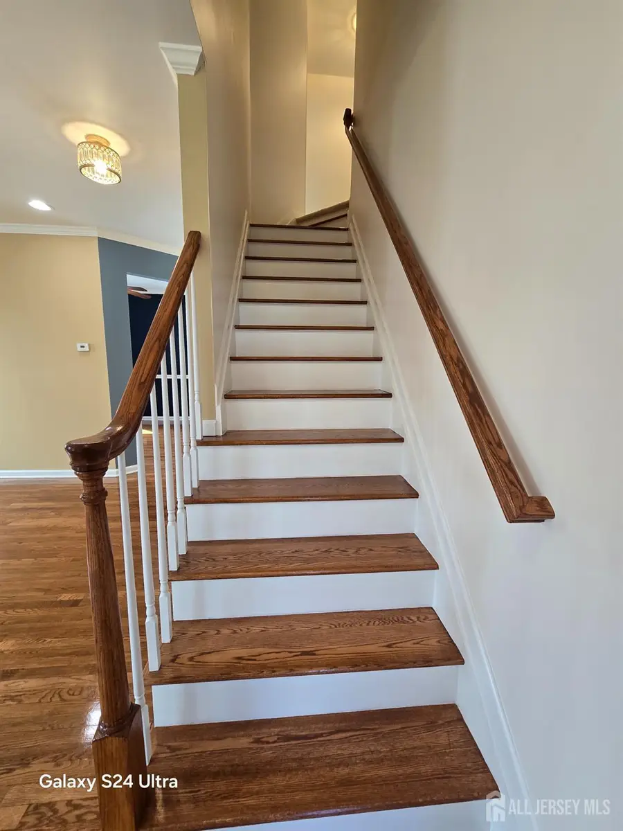 -23 Carnation Road, Monroe Manor, NJ 08831 - Image #3