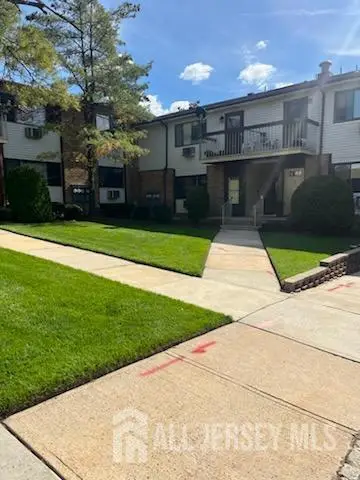 -1307 Cricket Lane, Woodbridge Proper, NJ 07095