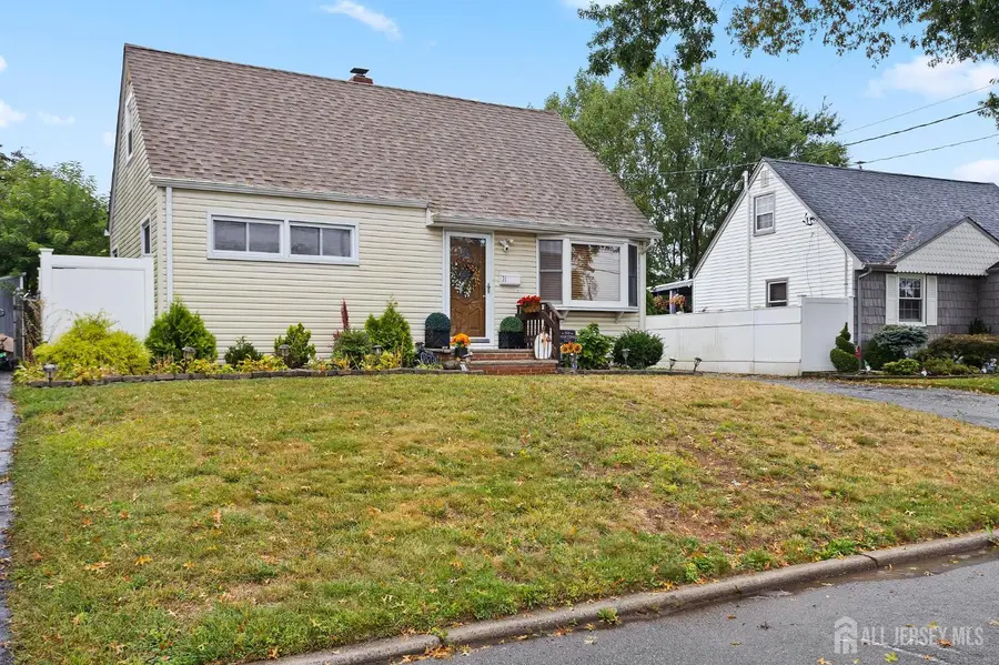 -31 Hull Drive, Edison, NJ 08817 - Image #2