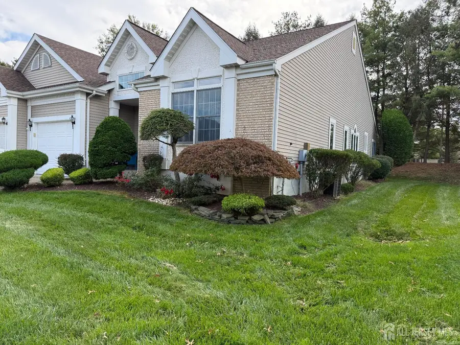 -19 Wellington Place, Whittingham, NJ 08831 - Image #2