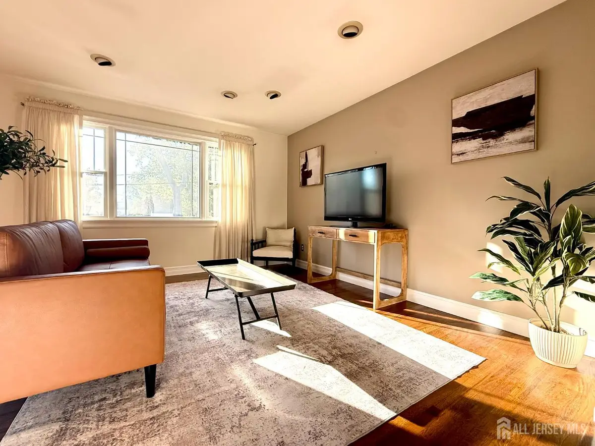 -110 Sylvan Avenue, Piscataway, NJ 08854 - Image #1