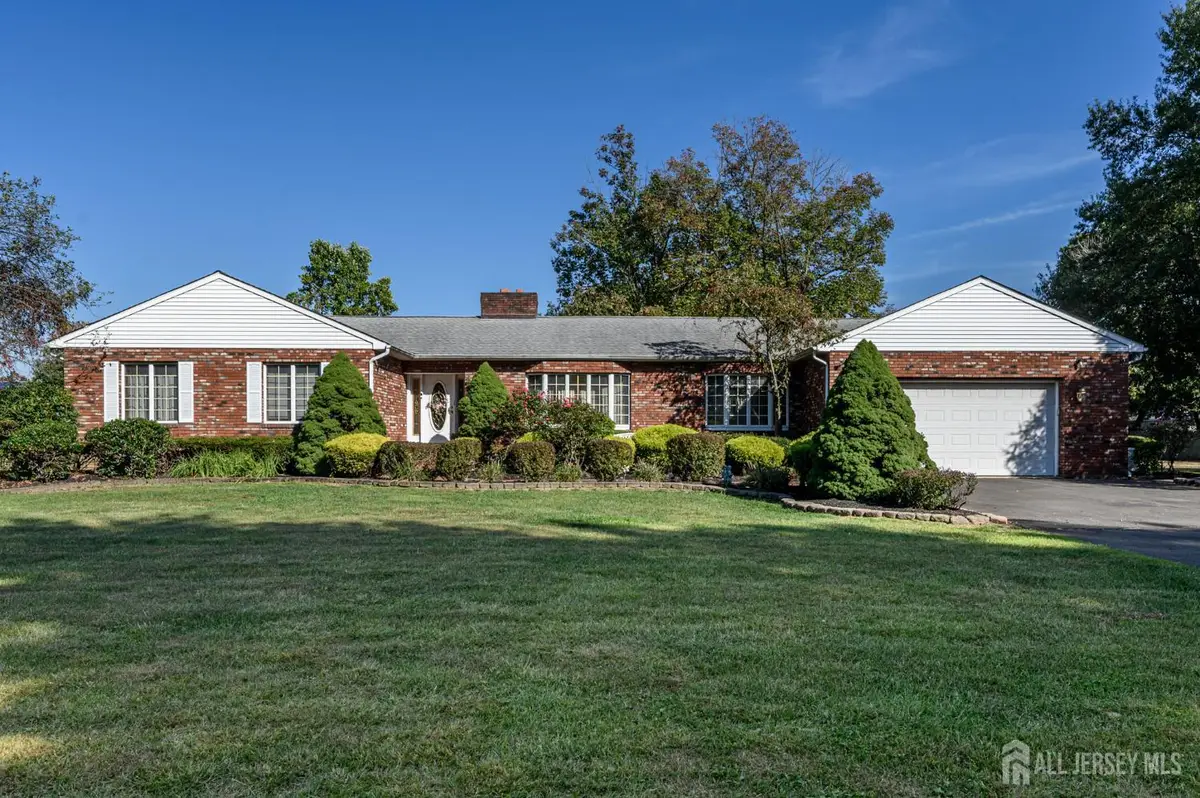 -1404 Columbus Road, Burlington Township, NJ 08016 - Image #1