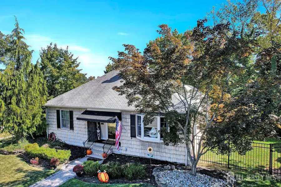 -279 Highland Drive, Milltown, NJ 08850 - Image #3