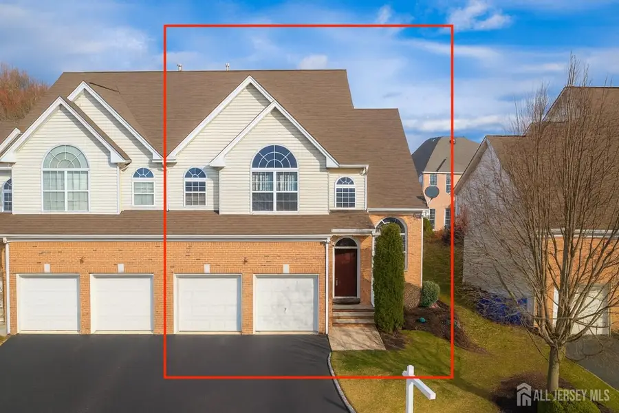 -903 Swallow Court, North Brunswick, NJ 08902 - Image #2