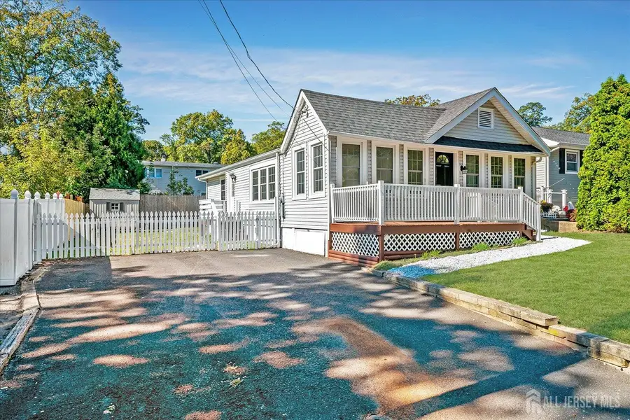 -341 Victor Place, Neptune, NJ 07753 - Image #2