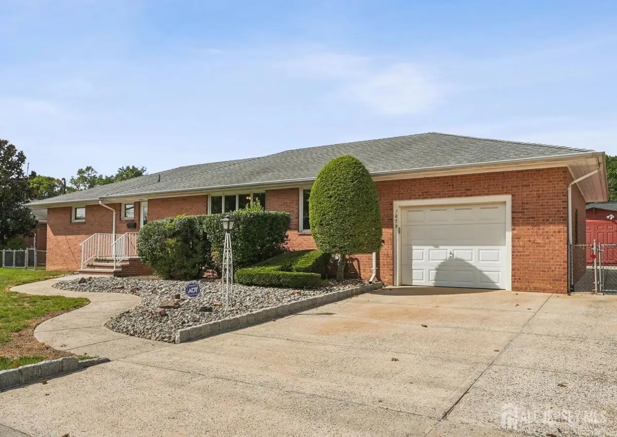 -1075 Bordentown Avenue, Parlin, NJ 08859 - Image #1