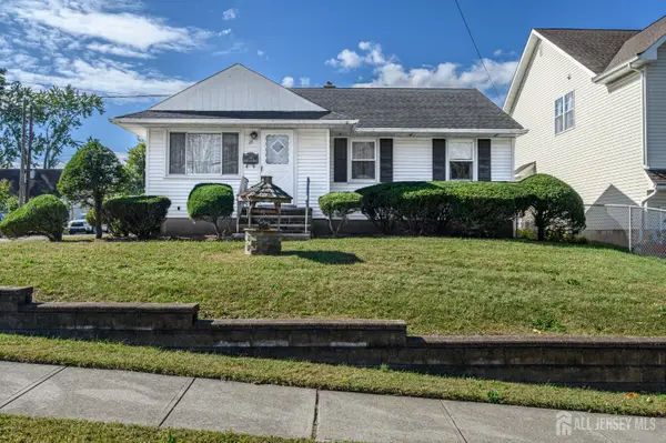 -15 Grand Avenue, Iselin, NJ 08830