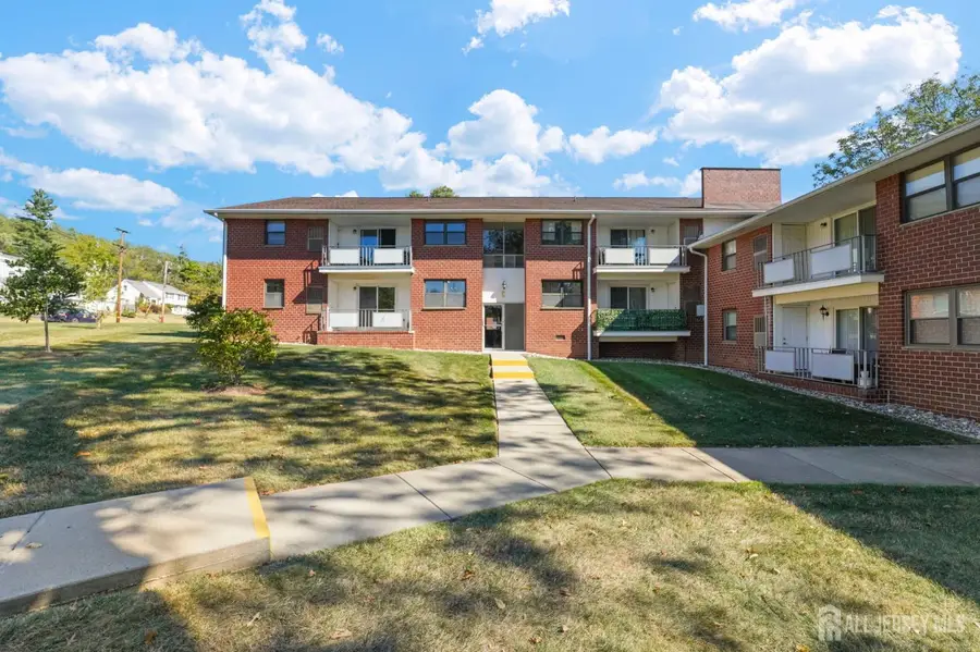 -1300 Rock Avenue #C4, North Plainfield, NJ 07060 - Image #2