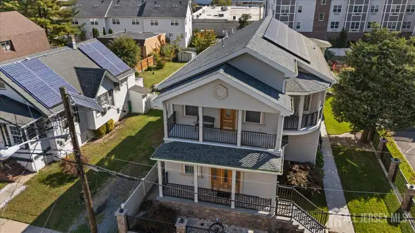 -16 Emmett Avenue, Hopelawn, NJ 08861