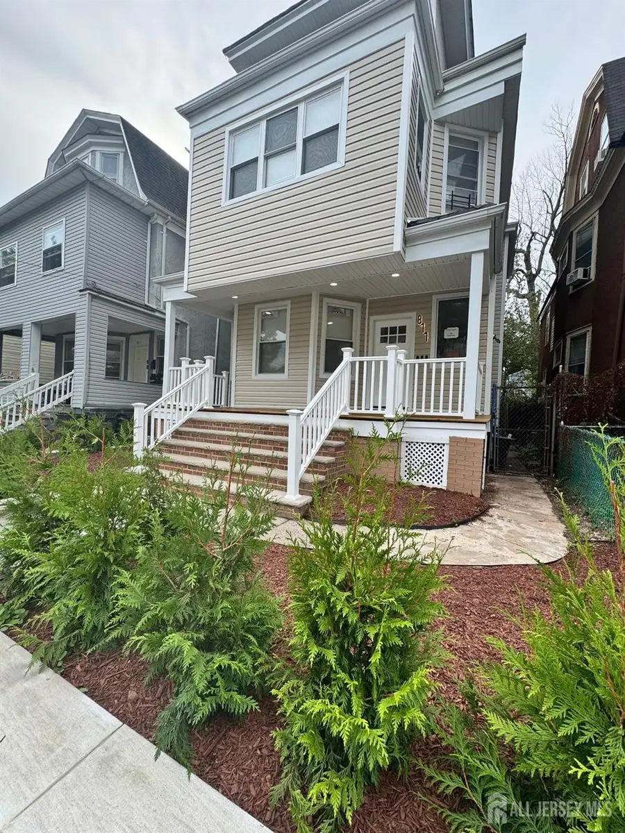 -811 S 13th Street S, Newark, NJ 07108 - Image #2