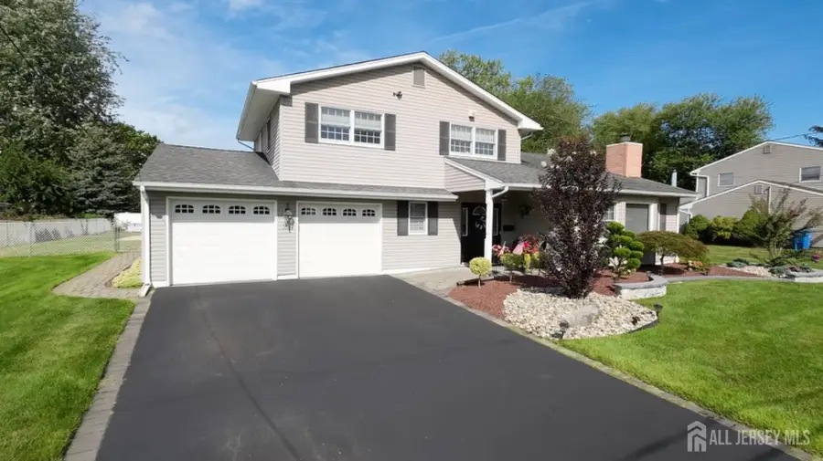 -21 Shoshone Street, Old Bridge, NJ 08857 - Image #3