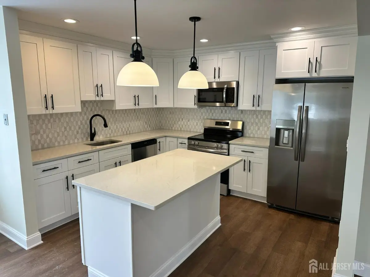 -14 Dorchester Drive, Concordia, NJ 08831 - Image #1