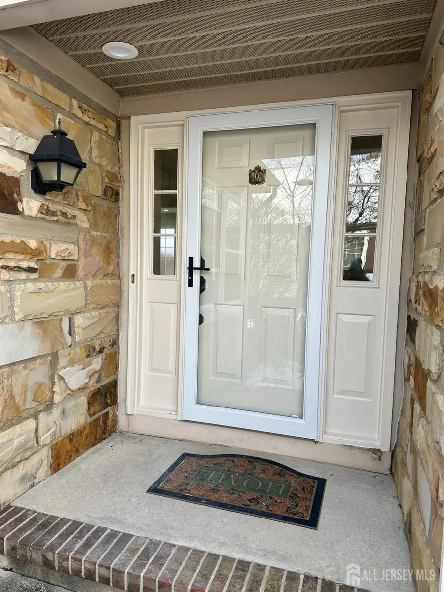 -14 Dorchester Drive, Concordia, NJ 08831 - Image #2