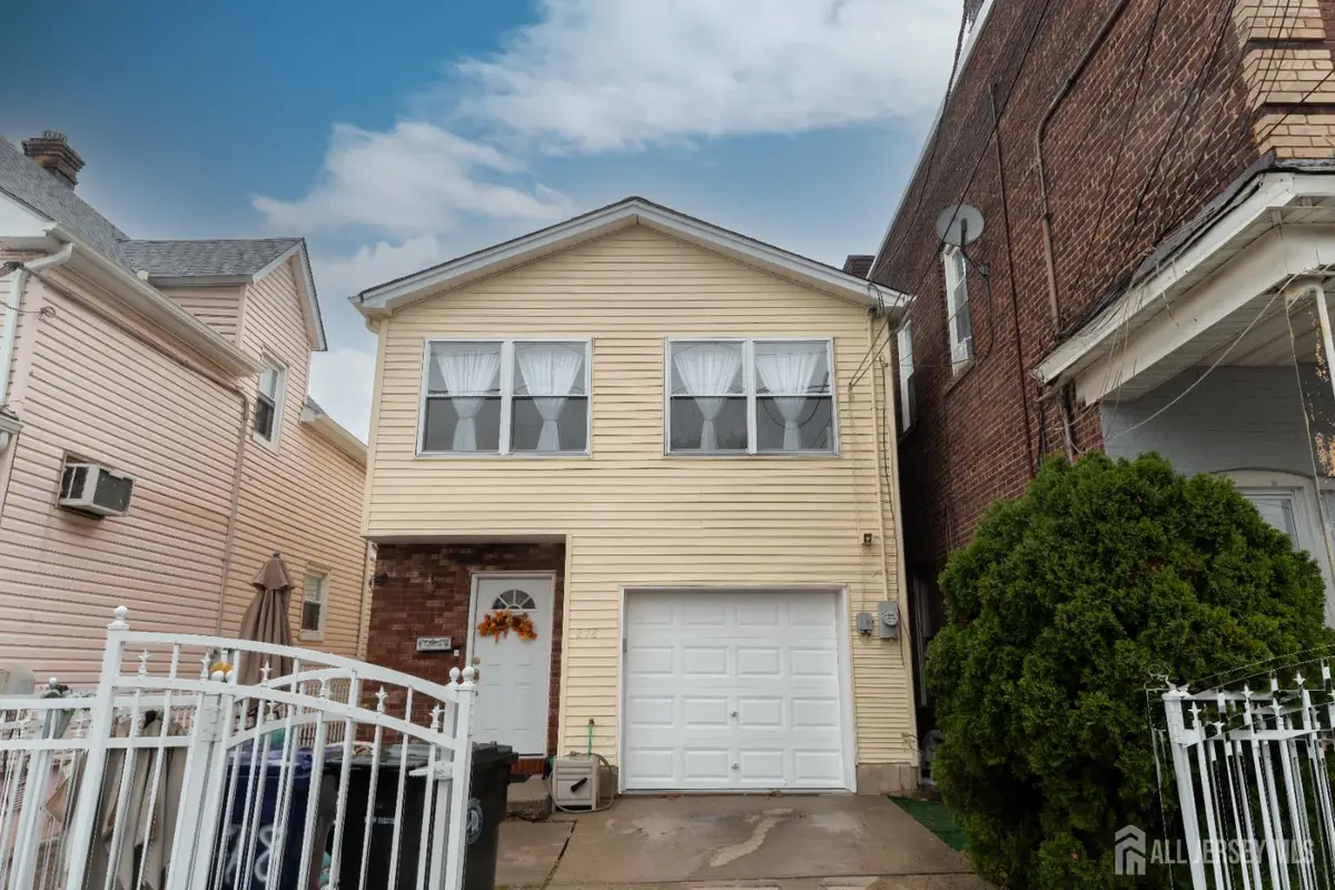 -278 Alpine Street, Perth Amboy, NJ 08861 - Image #1