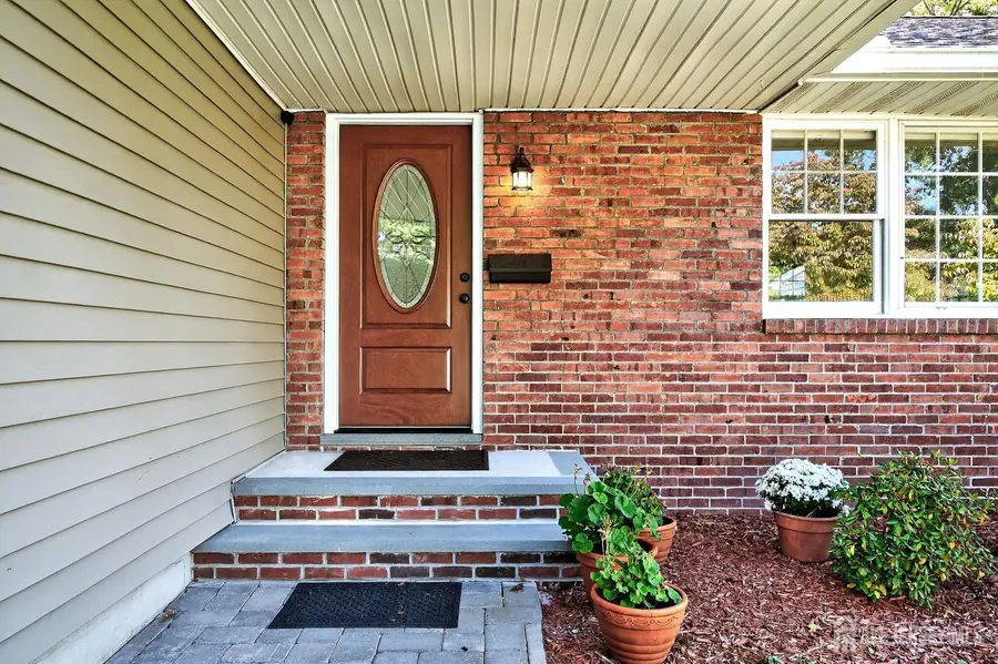 -7 Sunset Avenue, Matawan, NJ 07747 - Image #2