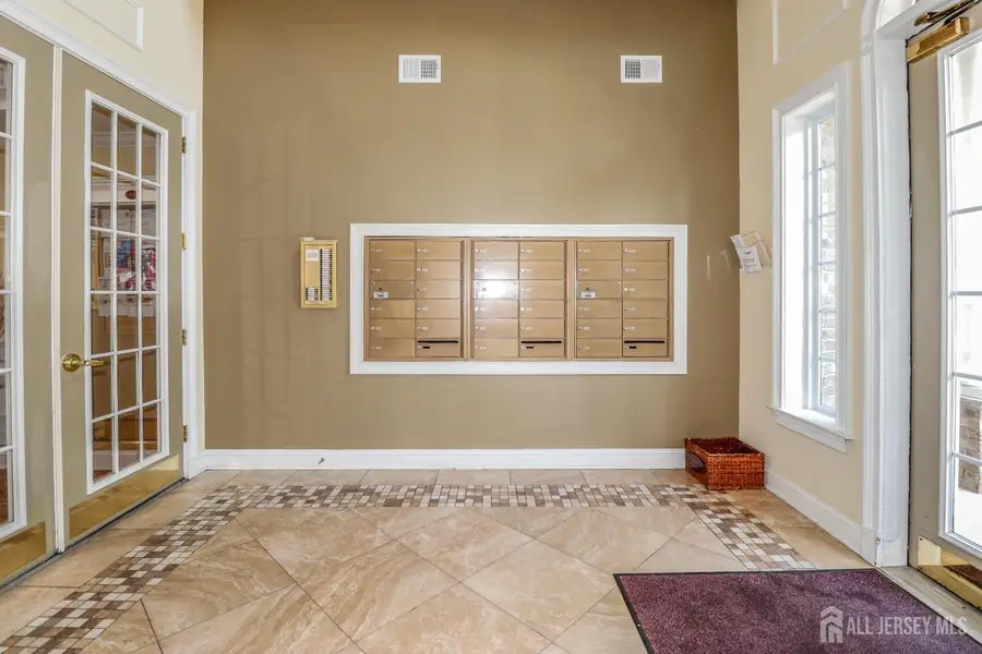 -439 Sophee Lane, Lakewood, NJ 08701 - Image #3