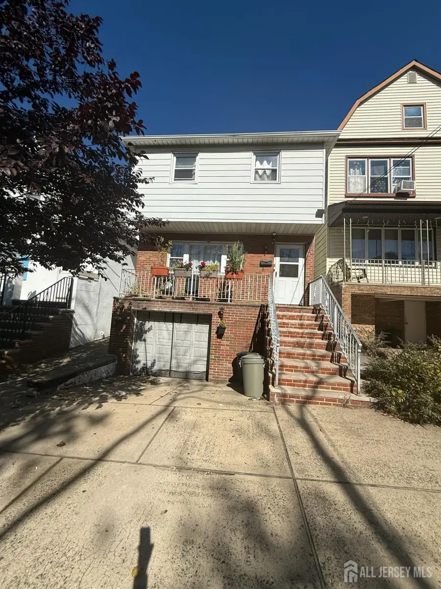 -145 W 29th Street W, Bayonne, NJ 07002 - Image #2
