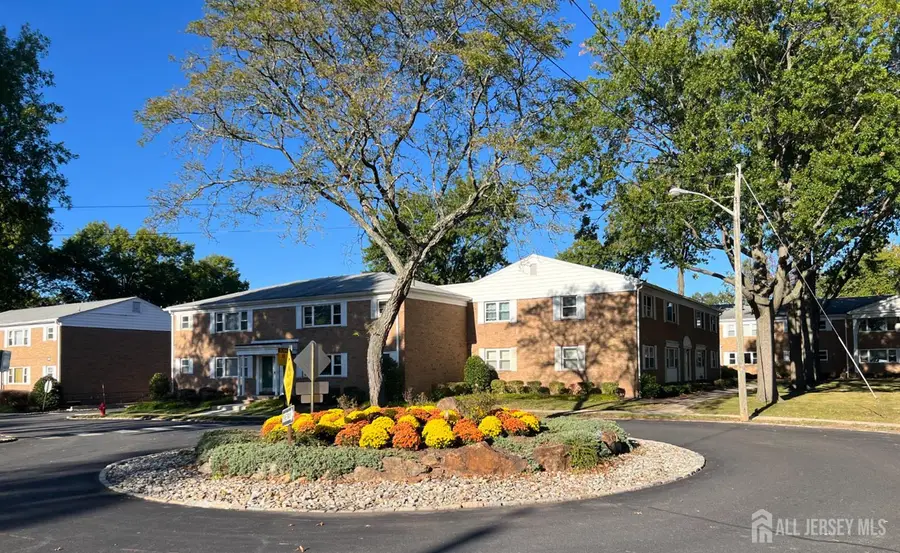 -170 Evergreen Road #18A, Edison, NJ 08837 - Image #2