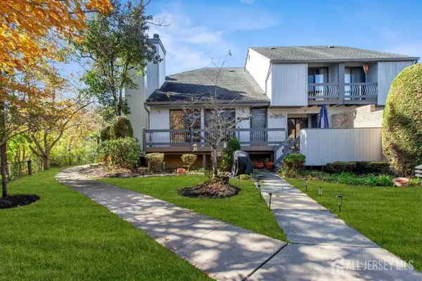 -32 Magnolia Court, South Brunswick, NJ 08852