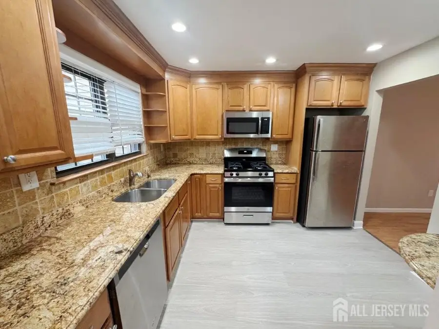 -54 Parsler Place, Fords, NJ 08863 - #2