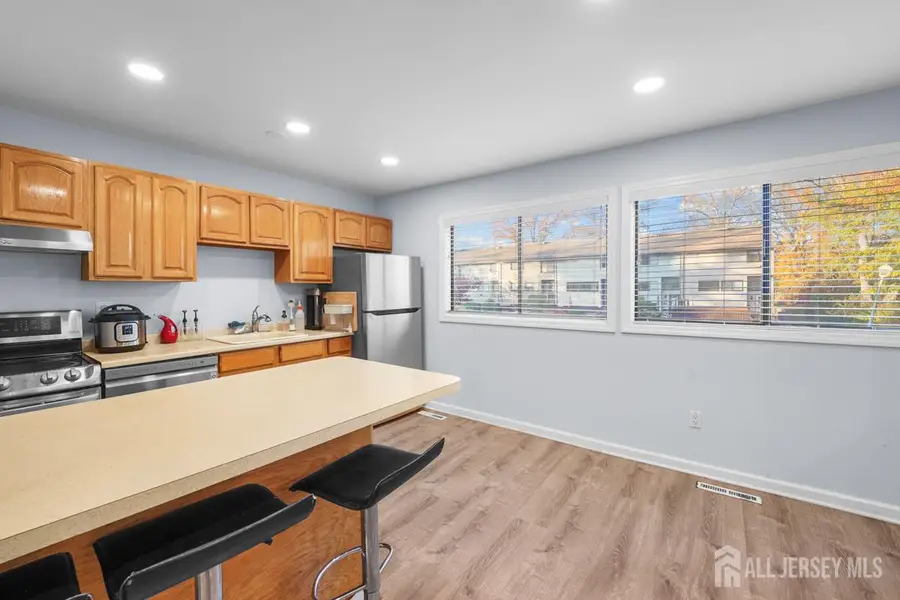 -158 Henderson Place, East Windsor, NJ 08520 - Image #3