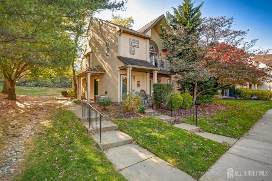 -1301 Commons Drive, East Brunswick, NJ 08816 - Image #2